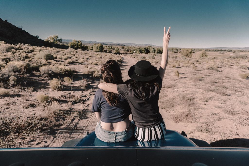 7 reasons why you need a blunt and honest  friend in your&nbsp;life